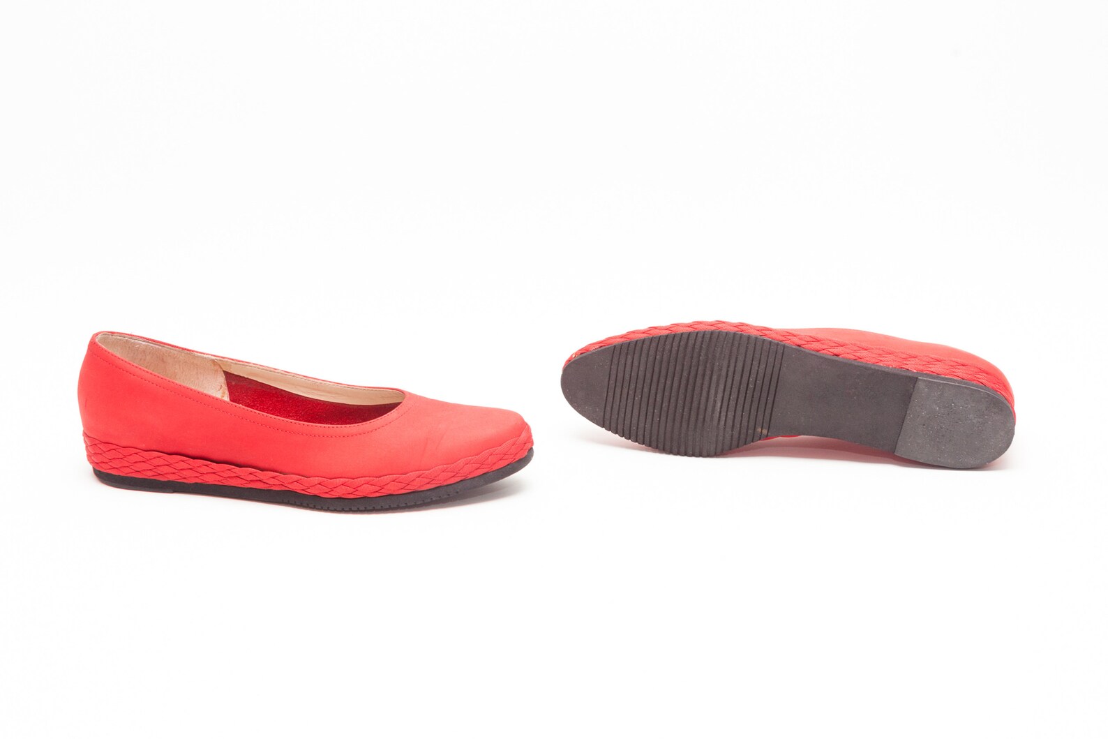 salvatore ferragamo • vintage shoes • braided espadrille ballet flats • red vtg flats • vtg ferragamo shoes made in italy • size