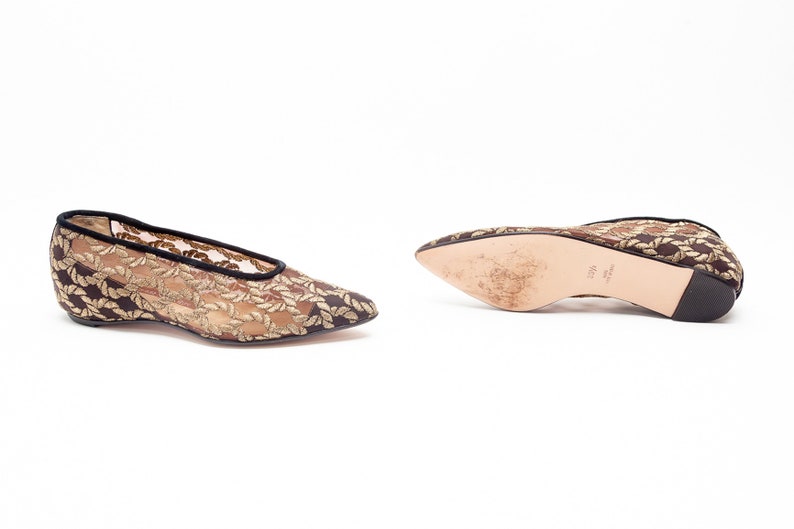 Walter Steiger Vintage Gold Chain Mesh Embroidery on Hidden Wedge Pointed Toe Flats \u2022\u00a0Size 5.5