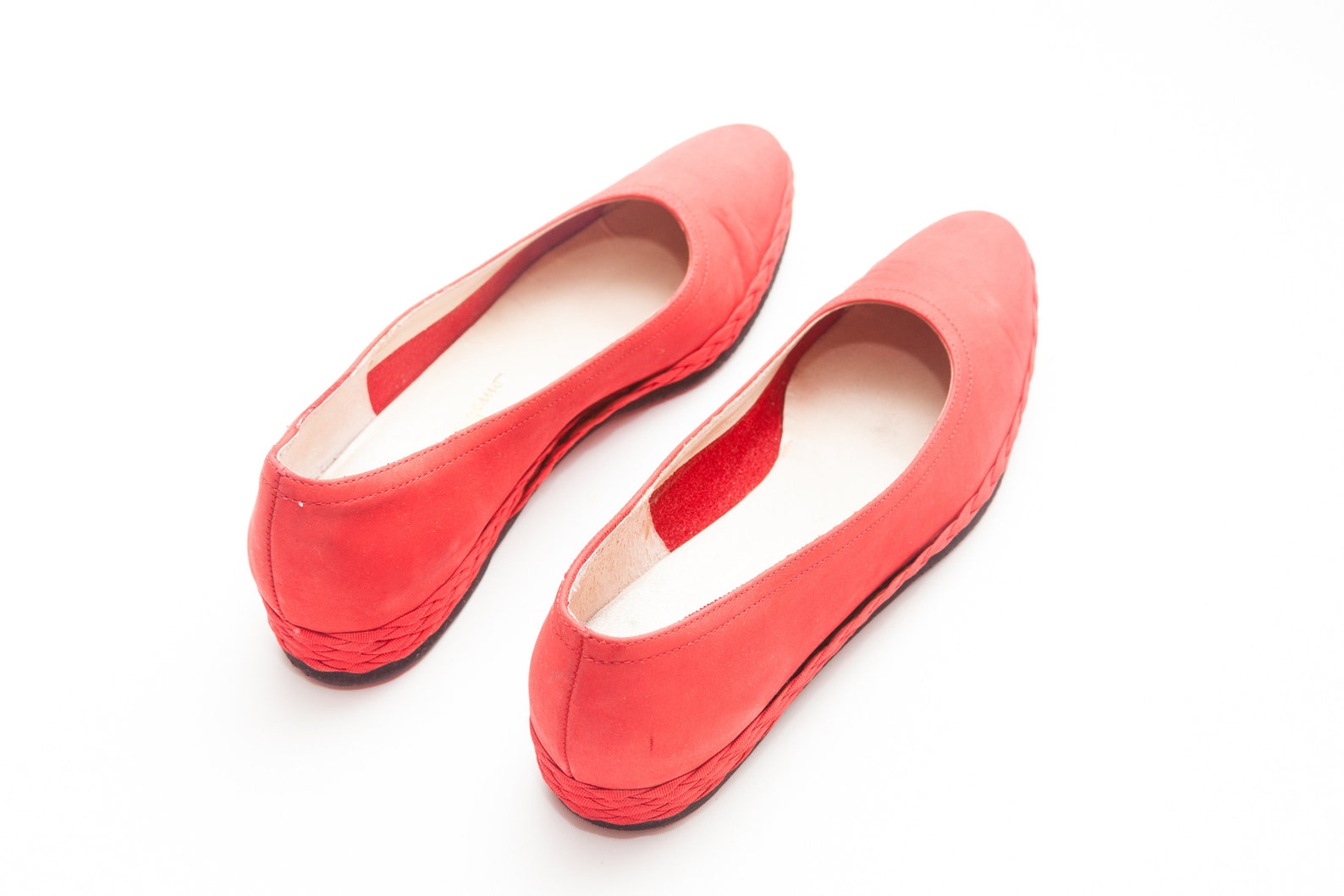salvatore ferragamo • vintage shoes • braided espadrille ballet flats • red vtg flats • vtg ferragamo shoes made in italy • size