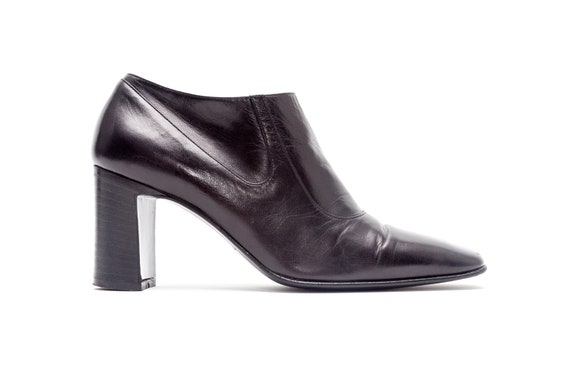 Vintage Italian Leather Ankle Boots * Size 5.5