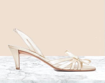 Salvatore Ferragamo Vintage Metallic Sandals • Size 8