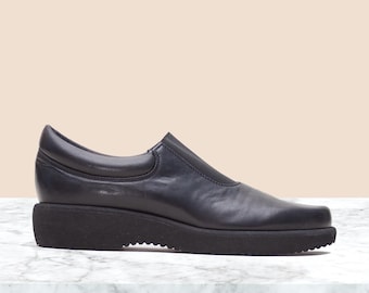 Walter Steiger Vintage Leather Slip Ons • Size 9
