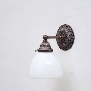 Casting Brass Wall Sconce Light-Aged Brass Wall Sconce Light-Classic Casting Brass Light