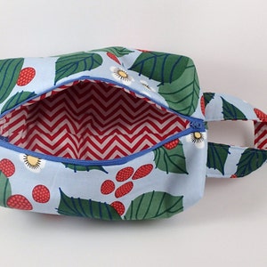 Strawberry print bag, berry print bag, makeup bag, cosmetic bag, gift idea, bridesmaid gift, gift for her