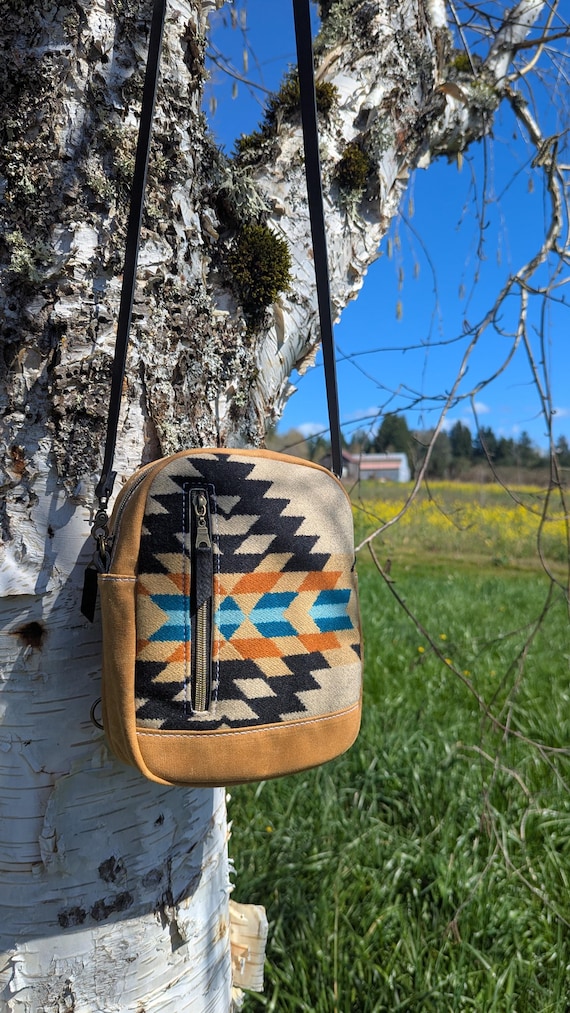 Convertible backpack purse made of premium wool