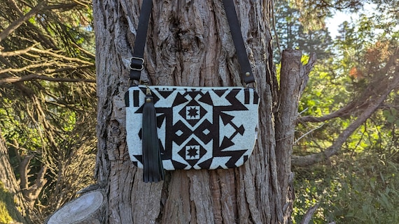 Crossbody purse made with Pendleton® Wool and Leather | Medium crossbody purse | Western style purse