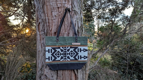 Everyday tote | Large tote bag | Made with Pendleton wool | Waxed canvas | Travel Bag