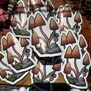 Handgefertigte Vinyl-Pilz-Aufkleber - Verleihen Sie Ihren Accessoires einen skurrilen Touch!