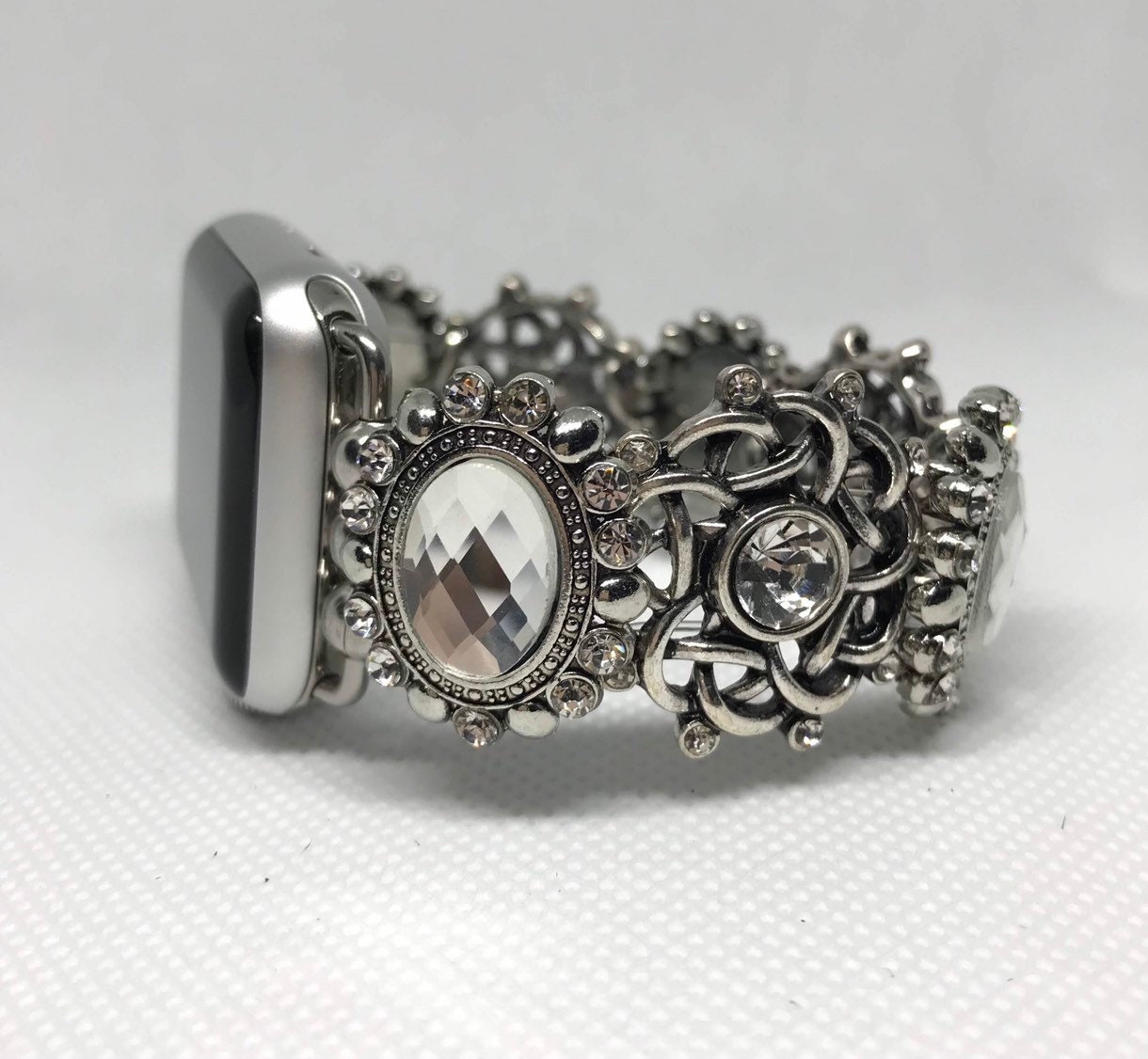 silver apple watch 38mm