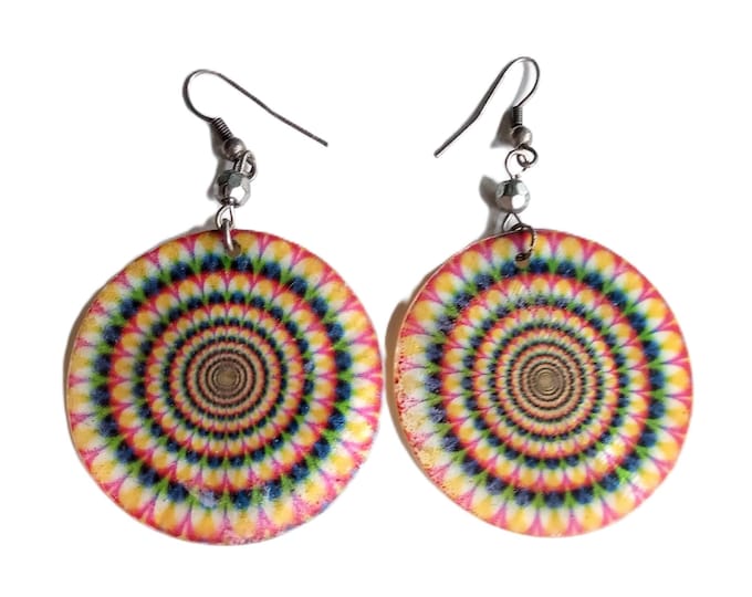 Mother of Pearl Dangle Earrings – Multicolored – Boho Hippie 70s Style – Vintage 90s