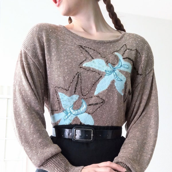 Pull-over vintage années 80 T42/44 brodé fleuri beige foncé// Vintage 1980's XL/XXL embroidered floral dark beige jumper