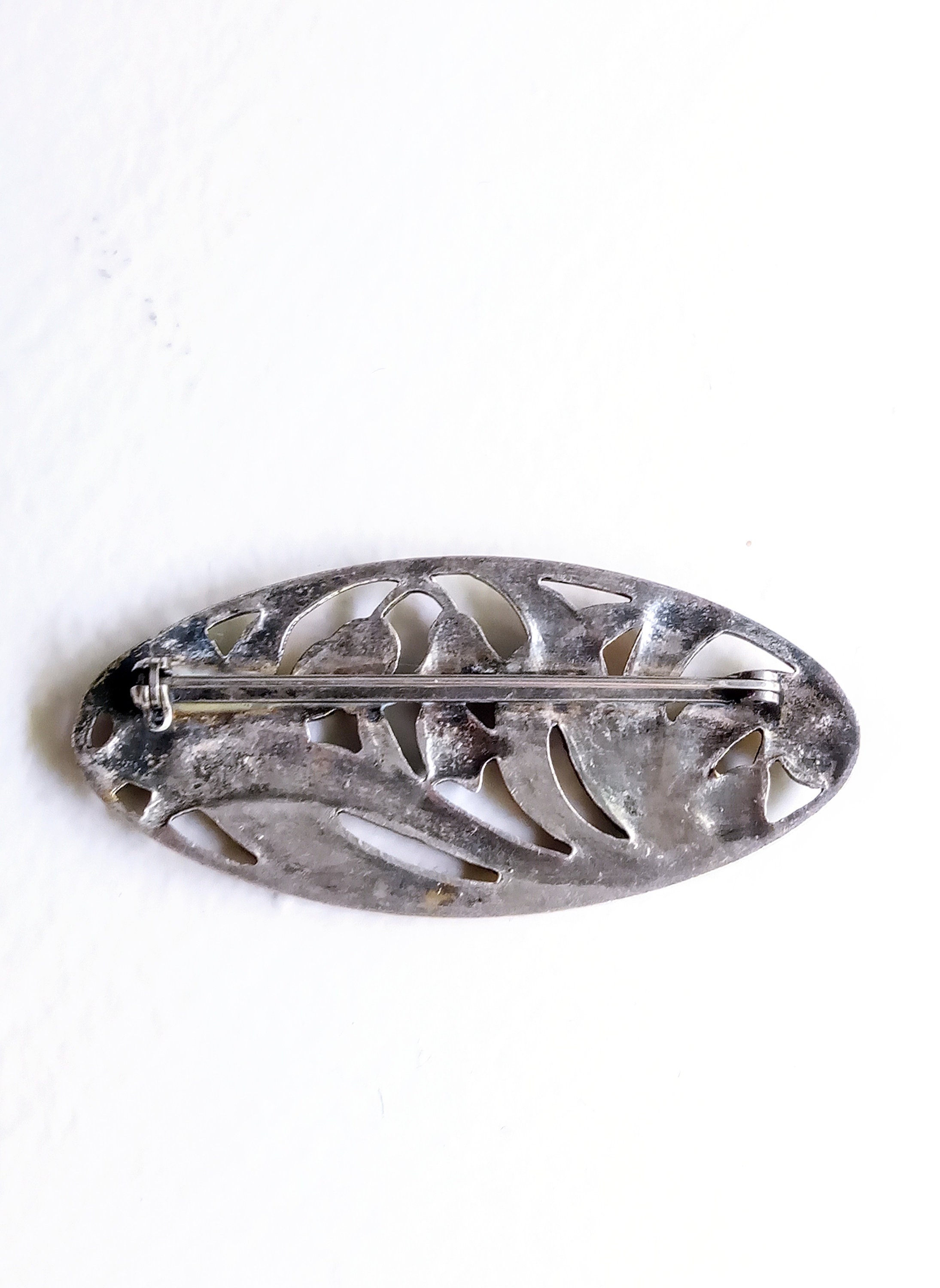 Broche Ancienne En Métal Avec Strass En Forme De Fleurs - Vintage, Occasion