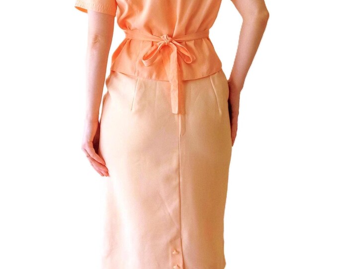 Retro Chic Apricot Vintage Skirt – 1950s Pin-up Style – Classic Straight Fit – Size XL