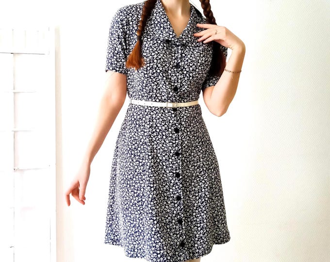 Robe d'Eté Rétro Courte Floral - Bleu marine et Blanc - Esprit Années 70 Babydoll Lolita - Vintage Années 80 - Taille L/XL (40/42)