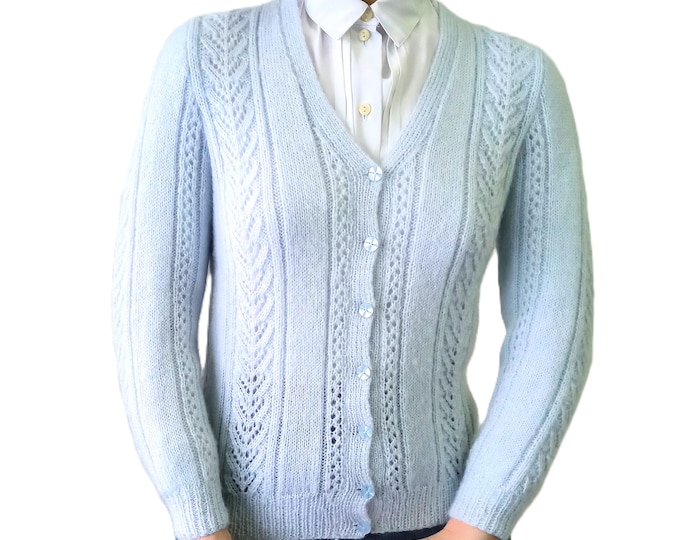 Gilet Angora Bleu Vintage Années 60 Tricoté Main – Cardigan Rétro Style Années 40 – Maille Ajourée Douce – S (36)