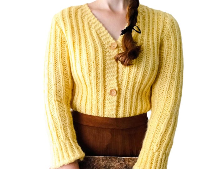 Gilet Jaune Tricoté Main Vintage Années 60/70 - Esprit rétro - Pure Laine - M/L (38/40)