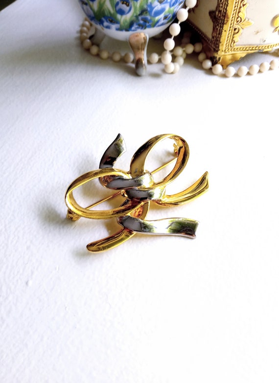 Vintage 80s brooch 40s style intertwined knot //V… - image 7