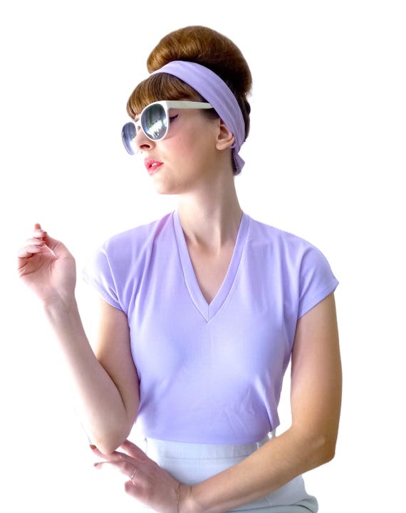 T-shirt Violet Vintage 60s Deadstock – V-Neck – Women’s Vintage Sportswear – S/M (36/38) / M/L (38/40)
