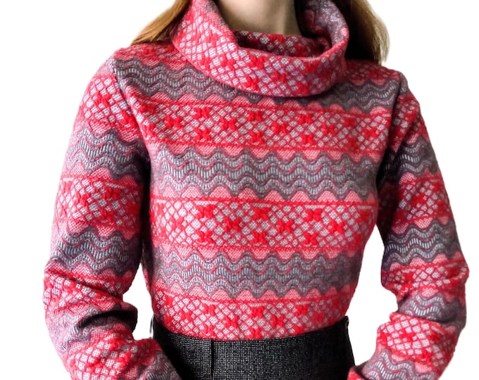 Pull Vintage Années 70 Texturé à Motif Floral & Graphique – Rouge et Gris – Col Bénitier – Top Rétro Femme – L (40)