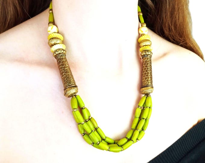 Retro Green & Gold Beaded Necklace – 1950s Pinup Rockabilly Style – Elegant Classic Gift for Women