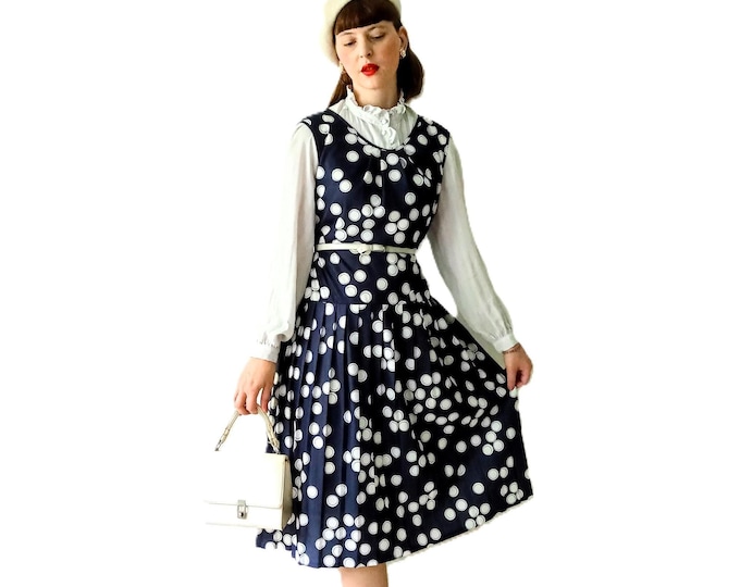 Plus Size Retro Polka Dot Dress - Vintage 80s - 1950s & Pin-up Style - 5XL/6XL
