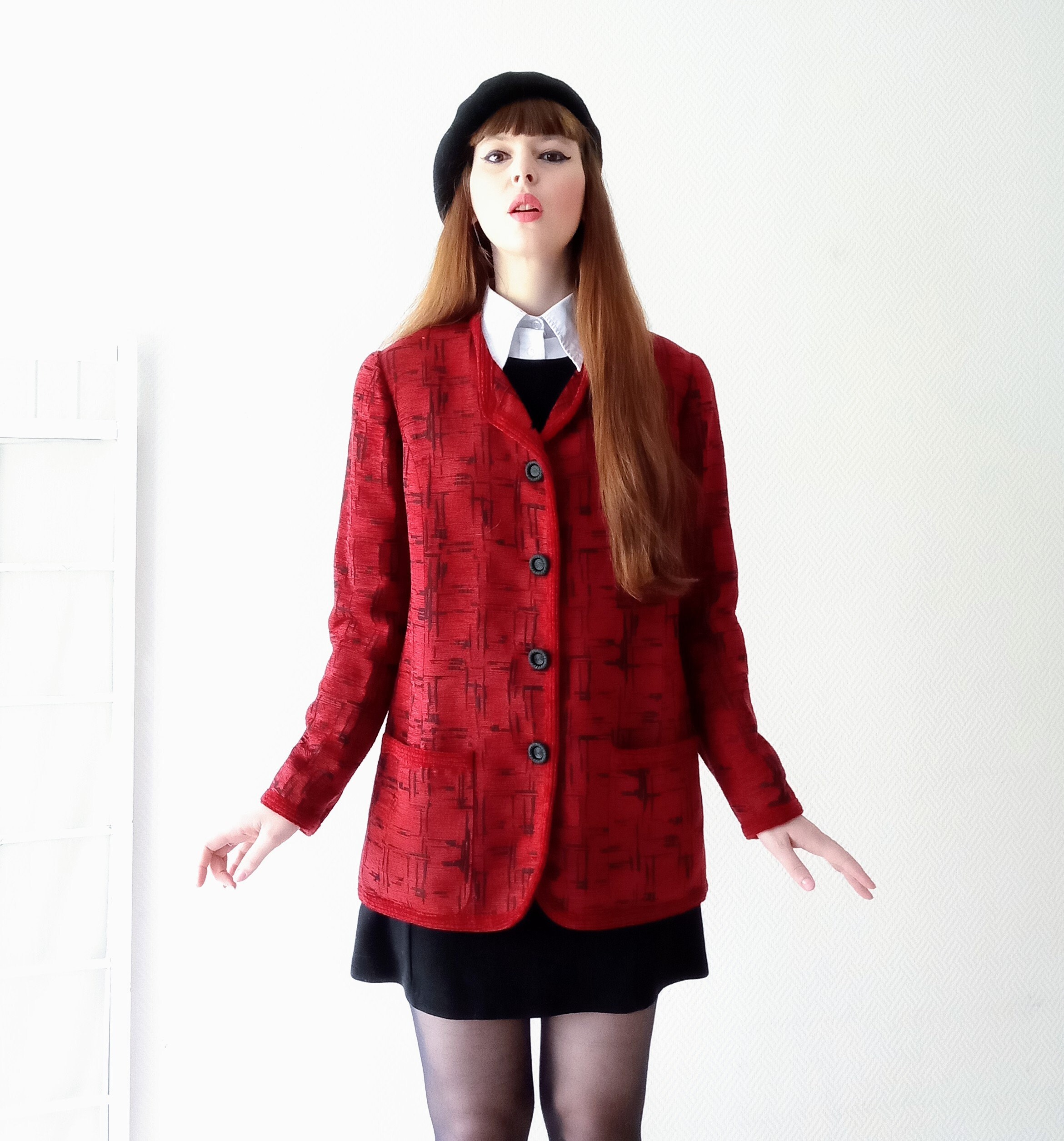 Vintage blazer jacket 1980's burgundy velvet abstract stripes pattern