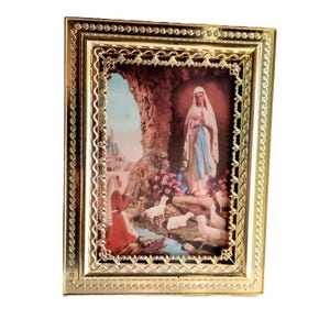 3D Holographic Religious Wall Art - Catholic Relief Frame - Vintage 80&#39;s - Made in Italy - Lourdes, Virgin Mary - Kitsch Decor