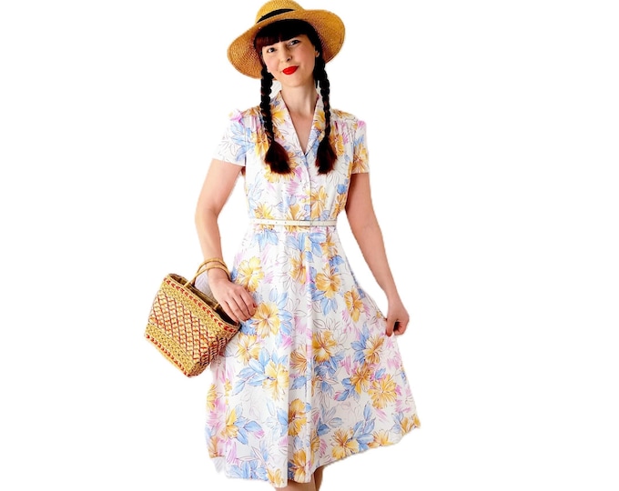 Robe Midi Vintage 70s style Années 40 – Motif Floral Safran Bleu Rose – Manches Bouffantes & Boutons Tissu – (L/XL) 40/42