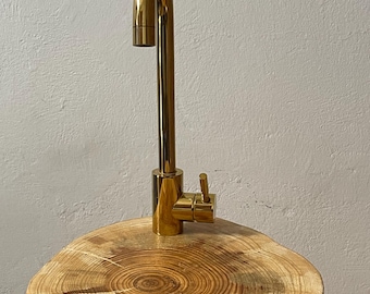 Vintage Brass Cross Handle Faucet – Classic & Durable Bathroom/Kitchen Sink Tap