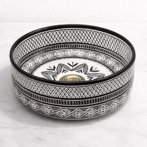Lavandino in ceramica marocchina dipinta a mano in bianco e nero / Lavandino da bagno fatto a mano / Lavandino in ceramica artigianale