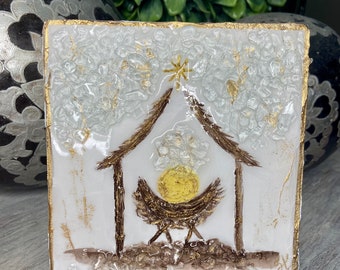 Textured Paint, Crushed Glass Nativity Baby Jesus in Manger, Block Art, Glass Art, Nativity Painting, Resin Art, Christmas Painting