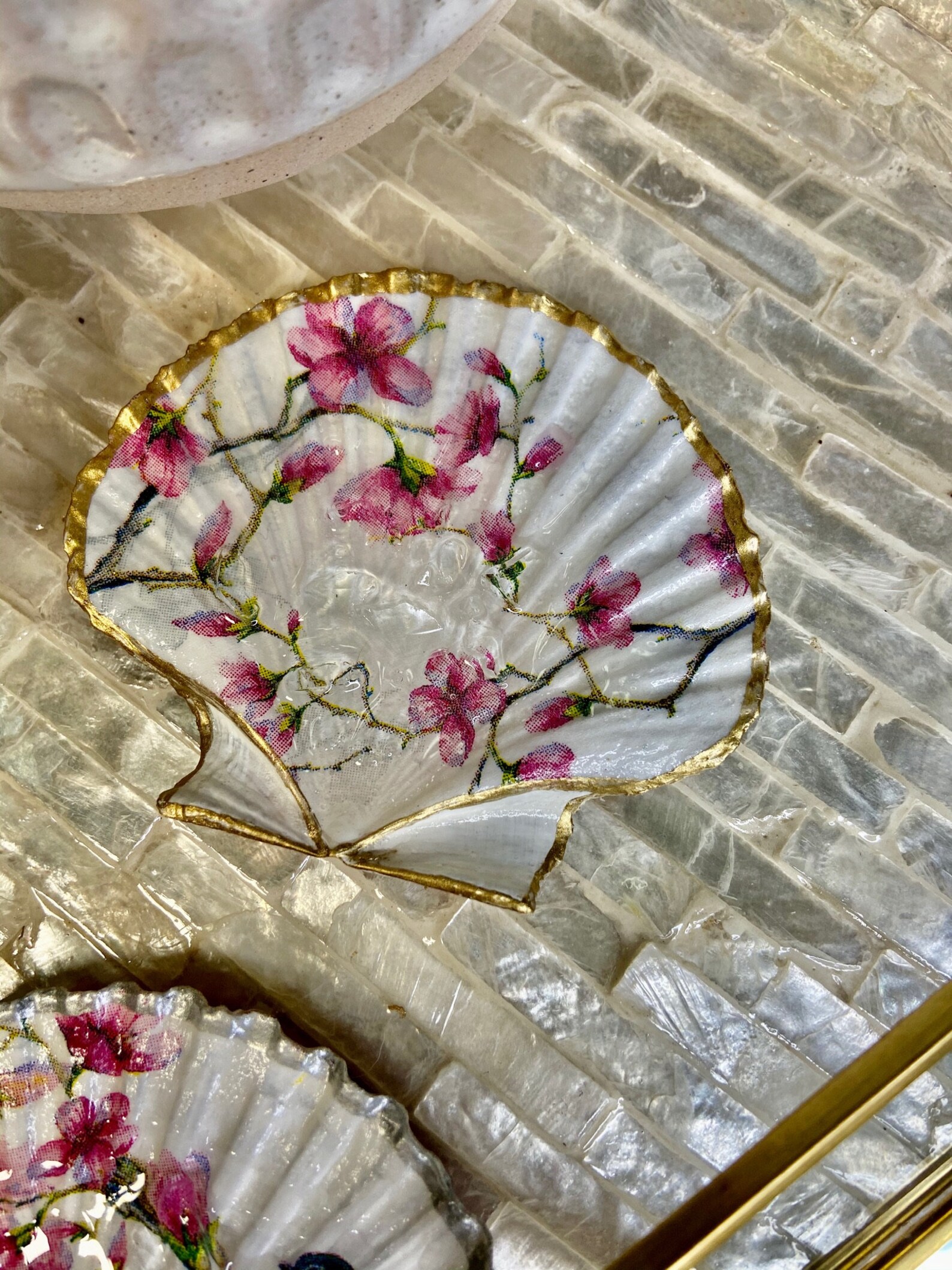 Decoupage Scallops Shell Art Gold or Silver Trimmed Etsy
