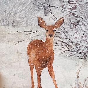 Nella neve-dipinto a acquarello originale,pittura di neve,paesaggio invernale,animale del bosco,cerbiatto nel bosco dopo una nevicata,