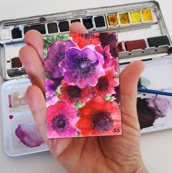 アネモネの束 - オリジナルの水彩画、赤と紫のアネモネの絵