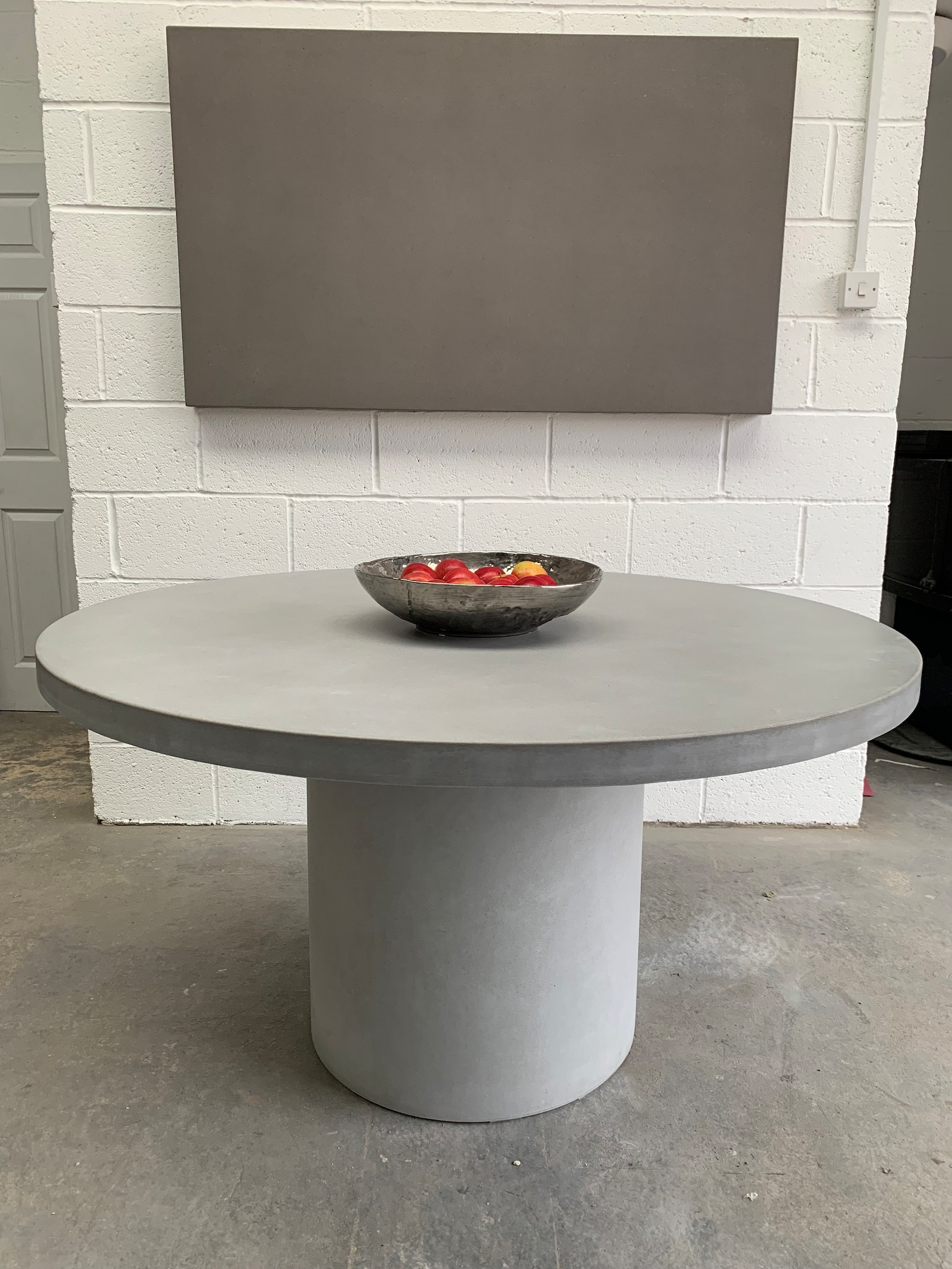Round Concrete Dining Table Cylinder Concrete Base Grey's or White - Etsy