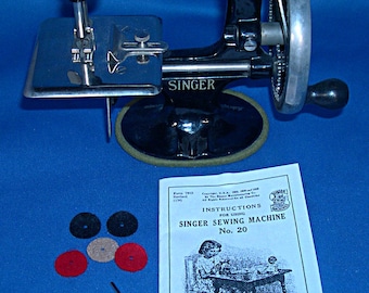 Singer Toy Sewing Machine Needles, Copy of Instructions and Spool Felts - Singer Toy Model 20 - Oval Base - 7 Spokes - NO MACHINE INCLUDED