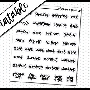 Op de afbeelding: Printbare planner stickers met zwarte tekst op witte cirkels. De stickers bevatten zinnen zoals "wasgoed", "winkelen", "lezen", "belangrijk", "uitslapen", "bad", "betaaldag", "schoonmaken", "zelfzorg", "kapot", "koffie", "vrije dag", "tijd voor mezelf", "uit eten", "werk", "training", "plantijd", "date night", "familietijd", "bingewatchen", en "tijd plannen".