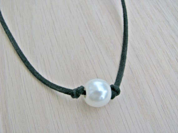 Elegant Single Pearl Choker Necklace