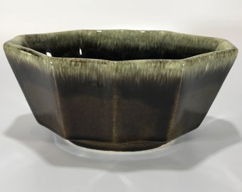 USA Pottery 447 Mid-century Modern Planter USA Pottery 447 Mid-century Modern Planter