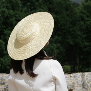 Cappello di paglia, cappello da donna in paglia, cappello estivo, cappello primaverile, cappello da sposa, chapeau de paille, Strohhut, sombrero de paja. immagine 2