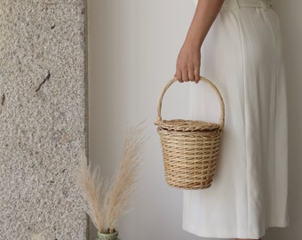 Jane Birkin Basket - small, basket with a Lid, Round Wicker Basket, Round Willow Basket, papel de mimbre, panier en osier, Weidenkorb.