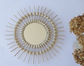 Wicker mirror, sunburst wall mirror, round mirror, room mirror, Miroir Soleil, miroir en osier, pajupeili, rieten spiegel, espejo de mimbre.