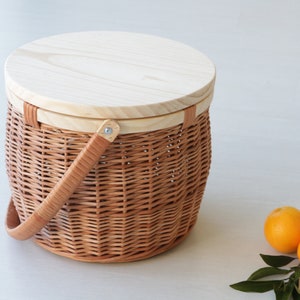 Round picnic basket, wicker picnic basket, lunch basket, lunch box, basket with handle, gift for her , Picknickkorb, picnic panier image 10