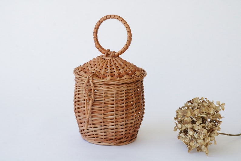 Wicker bag, Jane Birkin basket, straw bag, Bolso de mimbre, panier en osier, panier rond, sac osier, round basket, Wickeltasche, summer bag. image 4
