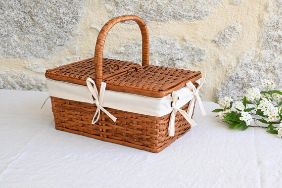 Mini picnic basket, picnic bag, wicker basket, picnic decoration, nursery basket, kids picnic basket, gift for her, kids basket, lunch bag