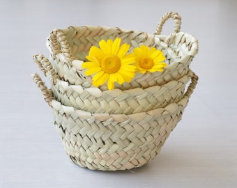 Mini straw basket, storage basket, flower basket, natural basket, palm basket, shop decoration, mini panier, Minikorb, home decoration.