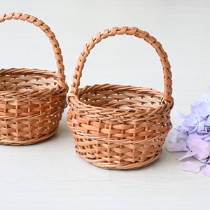Weidenkorb, Blumenkorb, Blumen Mädchenkorb, Blumen Mädchentasche, Kinderkorb, kleiner Korb, Strohkorb, Hochzeitsblumenkorb