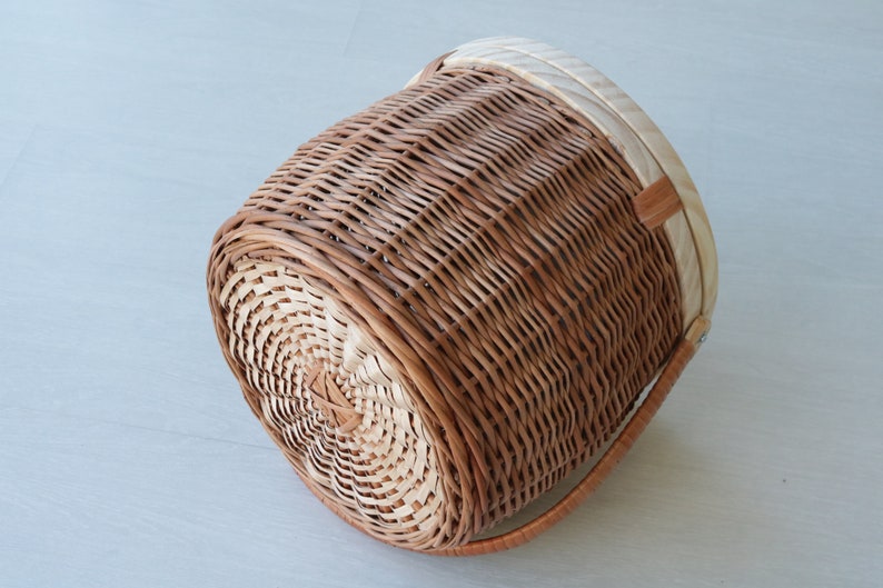 Round picnic basket, wicker picnic basket, lunch basket, lunch box, basket with handle, gift for her , Picknickkorb, picnic panier image 9