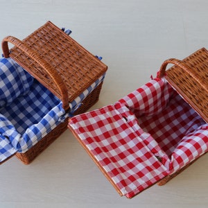 Small picnic basket, wicker basket, picnic bag, farmhouse decoration, gift for her, panier pique-nique, Picknickkorb, cesta picnic image 9