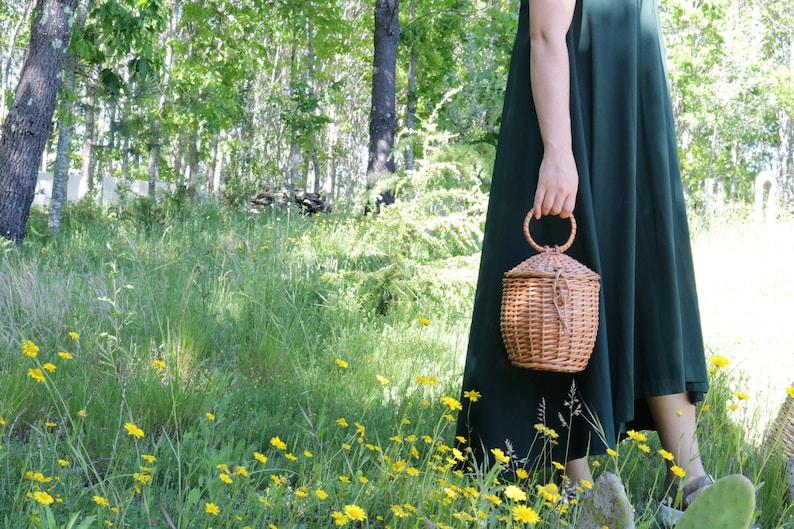 Wicker bag, Jane Birkin basket, straw bag, Bolso de mimbre, panier en osier, panier rond, sac osier, round basket, Wickeltasche, summer bag. image 7